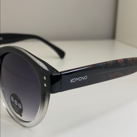 Komono New Sunglasses Clement Paisley round ombre gray black main image 5